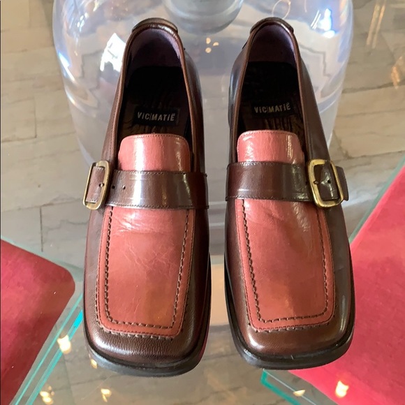 Beautiful Leather Shoes made in Italy by ViC|MATiĒ - Picture 2 of 8